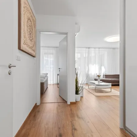 Lam White - Free Parking - Ac Appartement