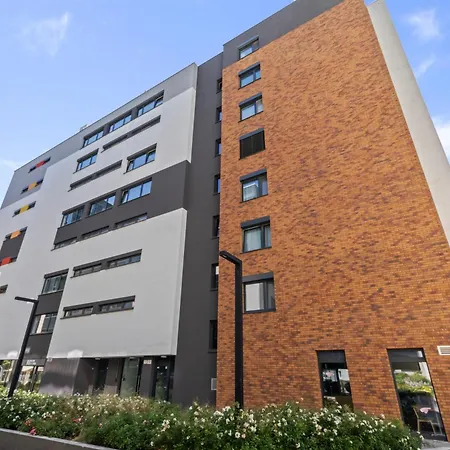 Lam White - Free Parking - Ac Apartmán Bratislava